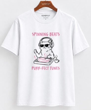 Estampa de Camiseta Termocolante Digital DTF Pronta Para Aplicar na Roupa Moda Feminina 2026 Premium | Gato e Música